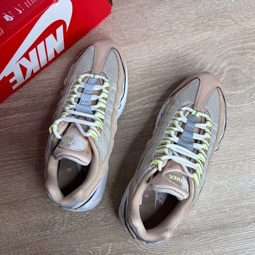 Nike Air Max 95 Bio Beige Luminous Green - Picture 4 of 8